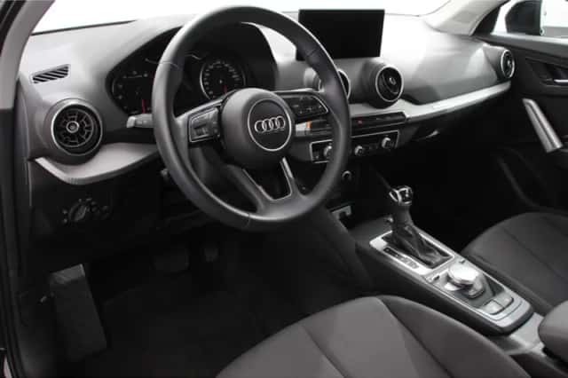 Audi Q2 (2021) thumbnail 2