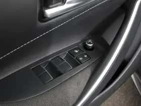 Toyota Corolla (2024) thumbnail 14