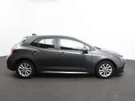 Toyota Corolla (2024) thumbnail 5