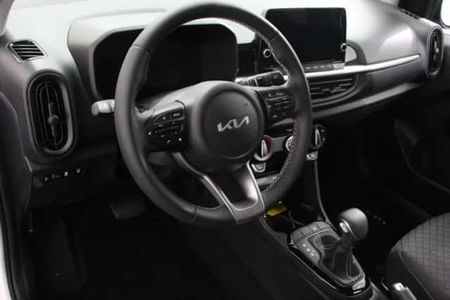 Kia Picanto (2025) thumbnail 2