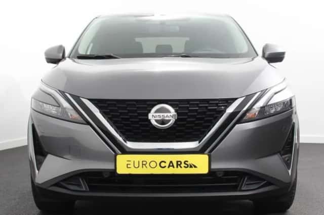 Nissan Qashqai (2021) thumbnail 2