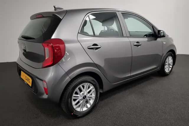 Kia Picanto (2023) thumbnail 6