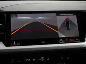 Audi Q4 e-tron (2024) thumbnail 3