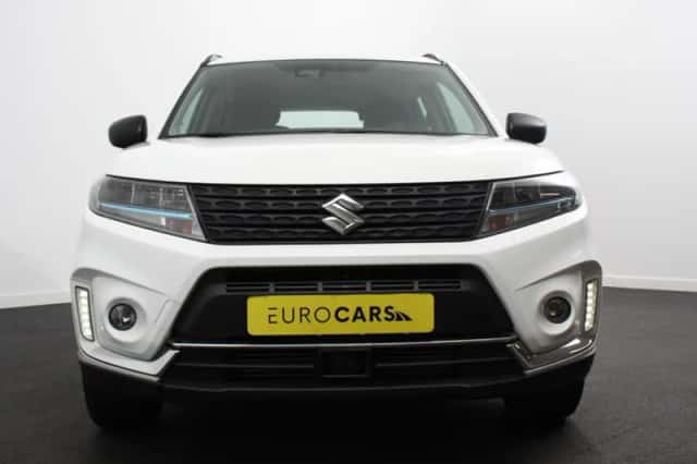 Suzuki Vitara (2021) thumbnail 4