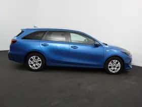 Kia Ceed Sportswagon (2023) thumbnail 8