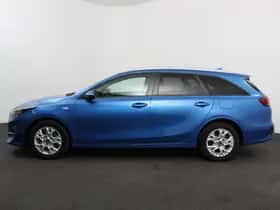 Kia Ceed Sportswagon (2023) thumbnail 9