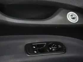 Fiat 500e (2023) thumbnail 25