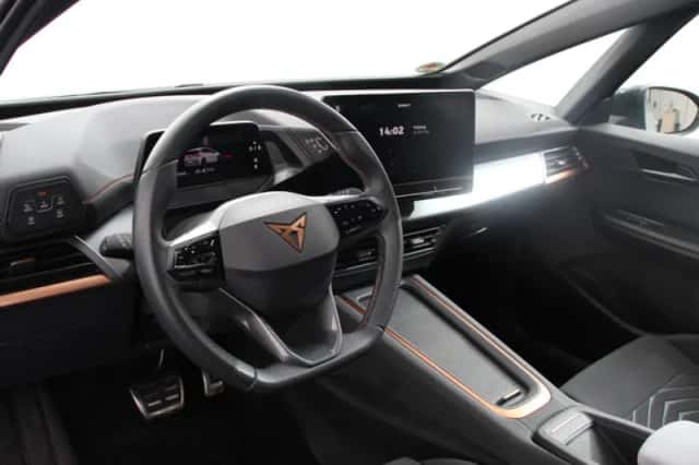 CUPRA Born (2024) thumbnail 2