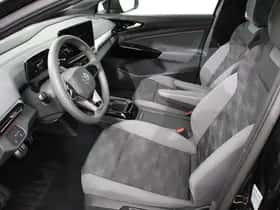 Volkswagen ID.5 (2023) thumbnail 2
