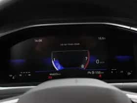 Volkswagen T-Roc (2023) thumbnail 14