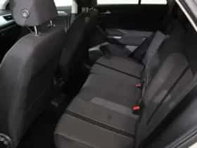 Volkswagen T-Roc (2023) thumbnail 9