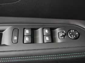 Peugeot 3008 (2024) thumbnail 17