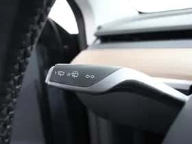 Tesla Model Y (2024) thumbnail 20
