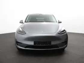 Tesla Model Y (2024) thumbnail 6