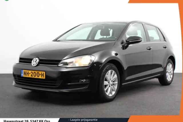 Volkswagen Golf (2017) thumbnail 1