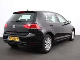 Volkswagen Golf (2017) thumbnail 6