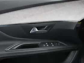 Peugeot 3008 (2024) thumbnail 13
