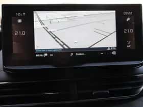 Peugeot 3008 (2024) thumbnail 25