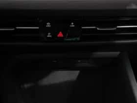 Volkswagen Golf (2021) thumbnail 21