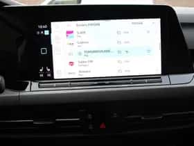 Volkswagen Golf (2021) thumbnail 38