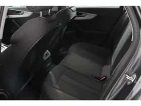 Audi A4 (2023) thumbnail 11