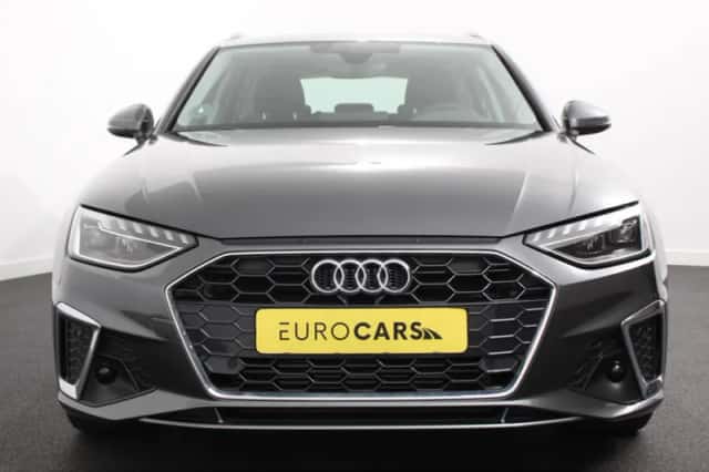 Audi A4 (2023) thumbnail 4