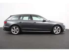 Audi A4 (2023) thumbnail 8