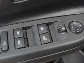 Opel Corsa (2023) thumbnail 15