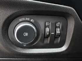 Opel Corsa (2023) thumbnail 16