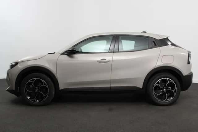Alfa Romeo Junior (2025) thumbnail 6