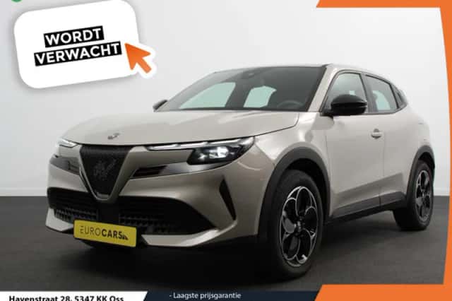 Alfa Romeo Junior (2025) thumbnail 1