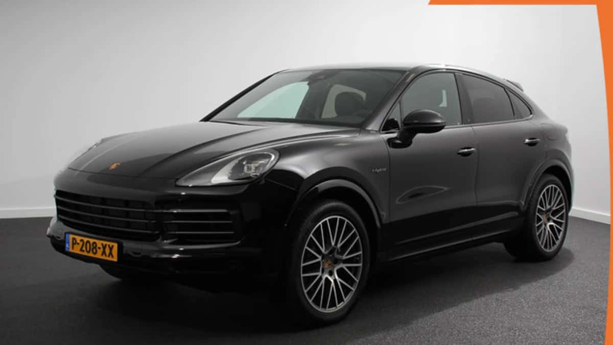 Porsche Cayenne (2022) — foto 1