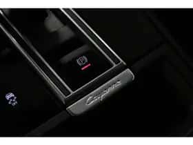 Porsche Cayenne (2022) thumbnail 26
