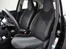 Peugeot 108 (2022) thumbnail 15