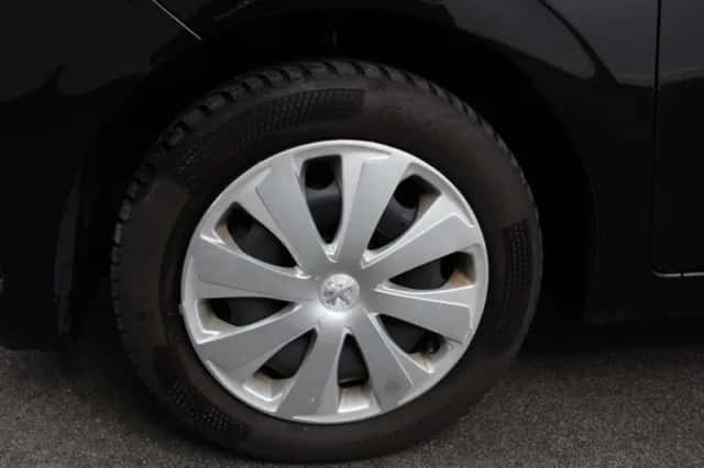 Peugeot 108 (2022) thumbnail 3
