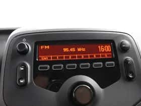 Peugeot 108 (2022) thumbnail 26