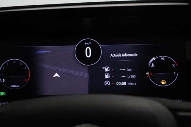Opel Mokka (2024) thumbnail 2