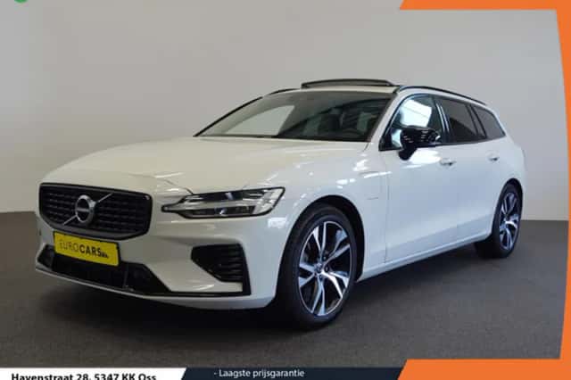 Volvo V60 (2021) thumbnail 1
