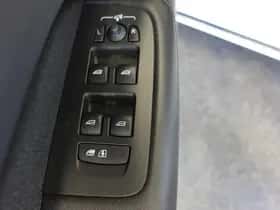 Volvo V60 (2021) thumbnail 12