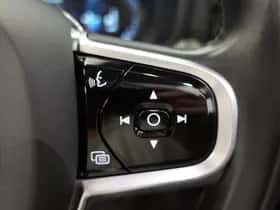 Volvo V60 (2021) thumbnail 19