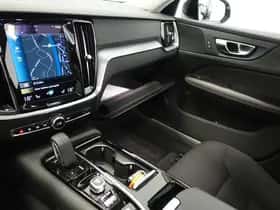 Volvo V60 (2021) thumbnail 23