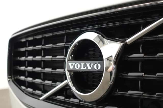 Volvo V60 (2021) thumbnail 5