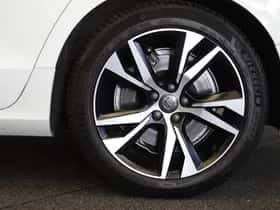 Volvo V60 (2021) thumbnail 7