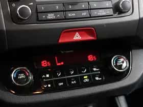 Kia Sportage (2011) thumbnail 15