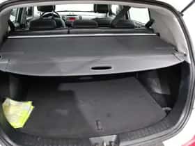 Kia Sportage (2011) thumbnail 23