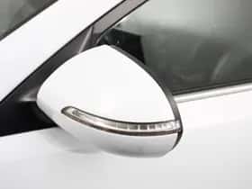 Kia Sportage (2011) thumbnail 31