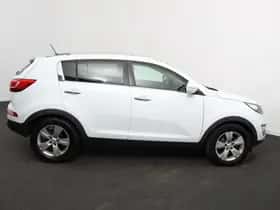 Kia Sportage (2011) thumbnail 7