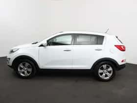Kia Sportage (2011) thumbnail 8