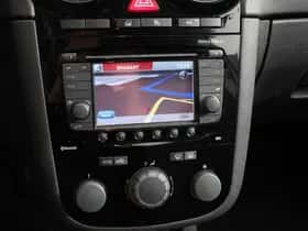 Opel Corsa (2014) thumbnail 15