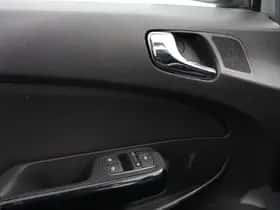 Opel Corsa (2014) thumbnail 20